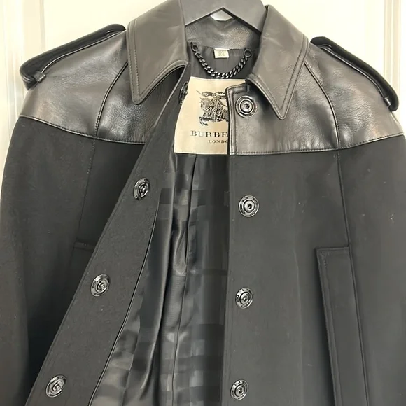 Burberry Wool Cashmere Leather Wilmington Cape Size 2